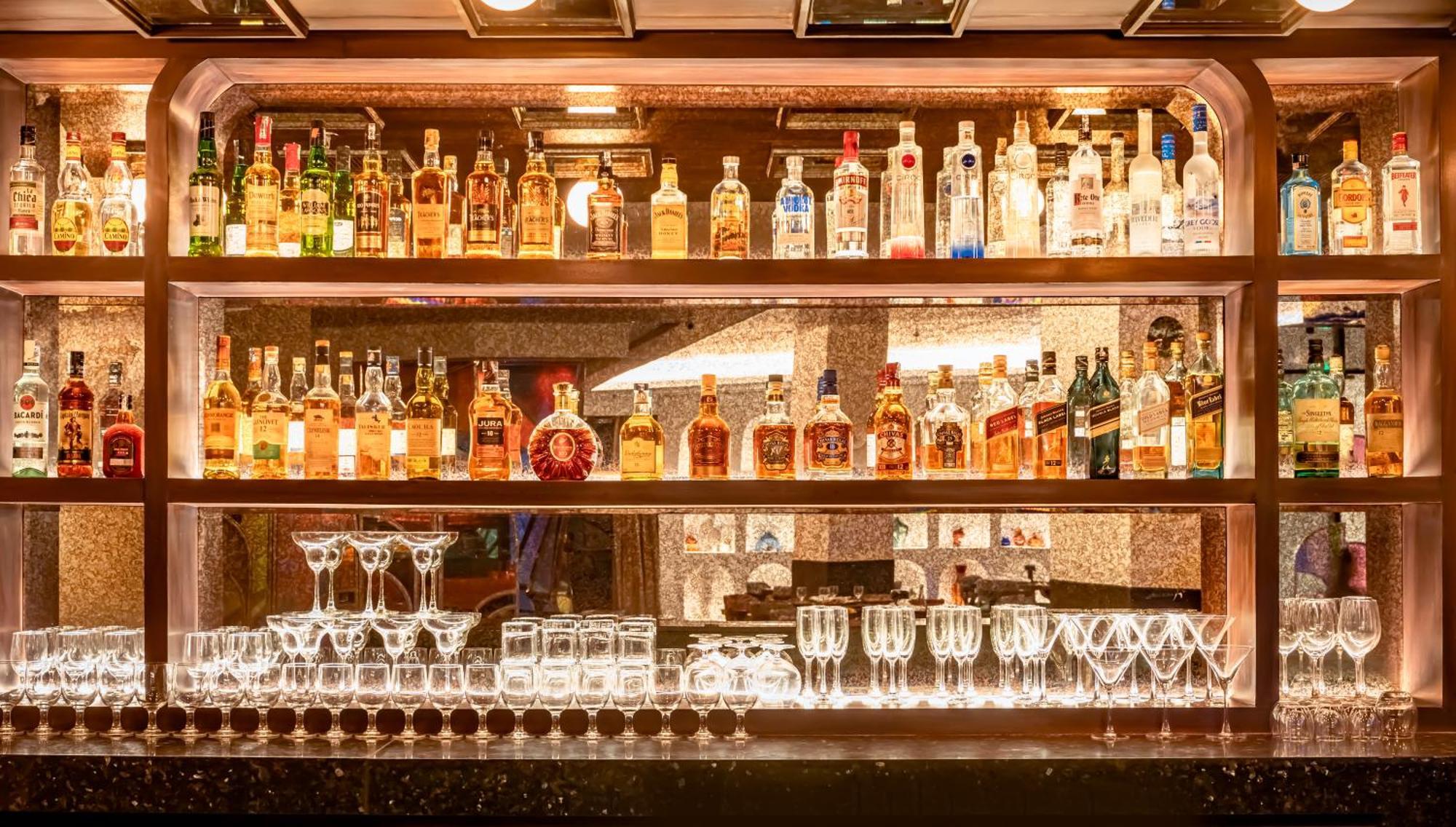 Novotel Kolkata Hotel And Residences Экстерьер фото A selection of spirits